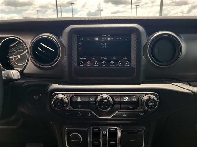 2023 Jeep Gladiator