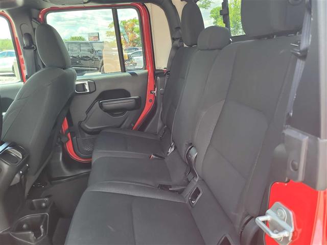2023 Jeep Gladiator