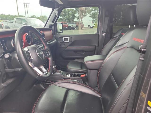 2021 Jeep Gladiator