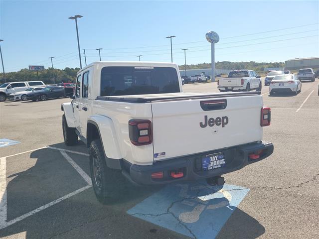 2023 Jeep Gladiator