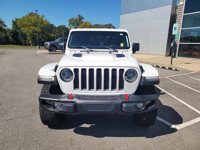 2023 Jeep Gladiator