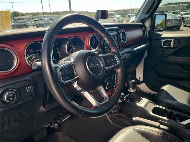 2023 Jeep Gladiator
