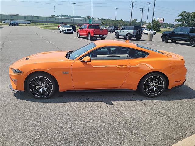 2021 Ford Mustang