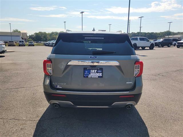 2020 Ford Explorer