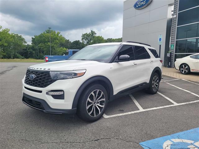 2023 Ford Explorer