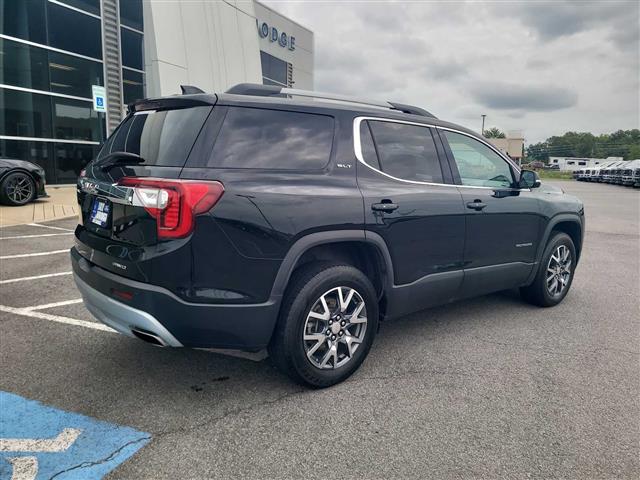 2023 GMC Acadia
