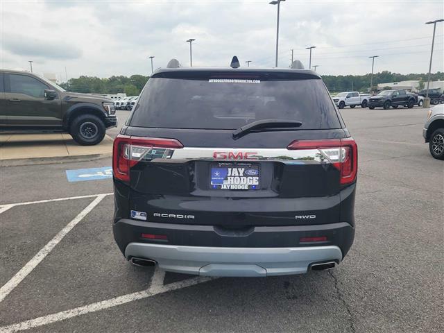 2023 GMC Acadia