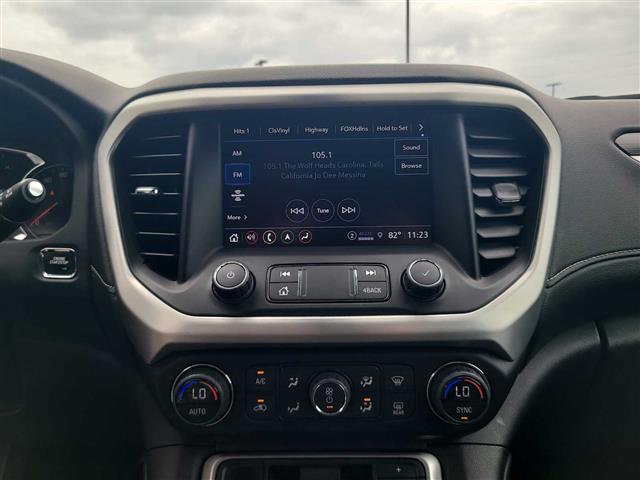 2023 GMC Acadia