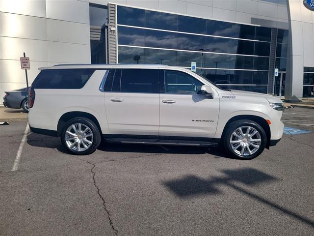 2023 Chevrolet Suburban