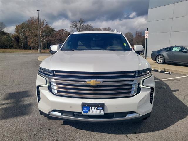 2023 Chevrolet Suburban