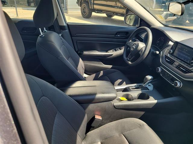 2024 Nissan Altima