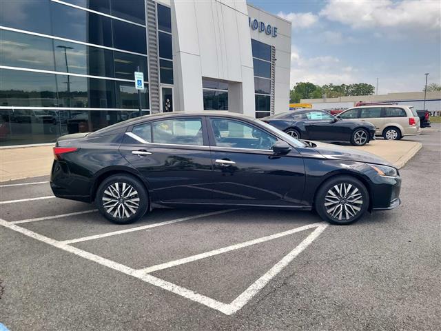 2024 Nissan Altima