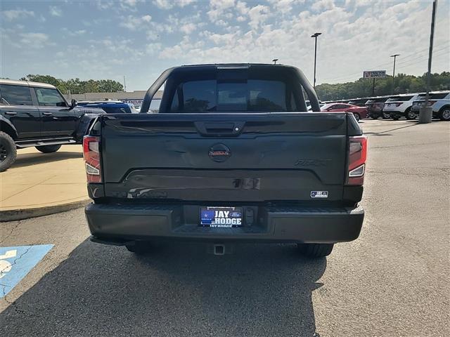 2020 Nissan Titan