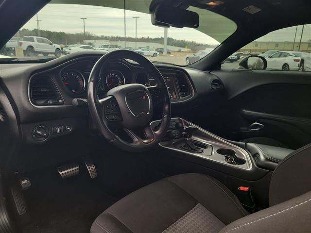 2022 Dodge Challenger