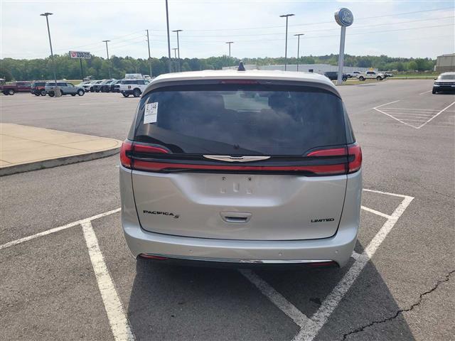 2024 Chrysler Pacifica