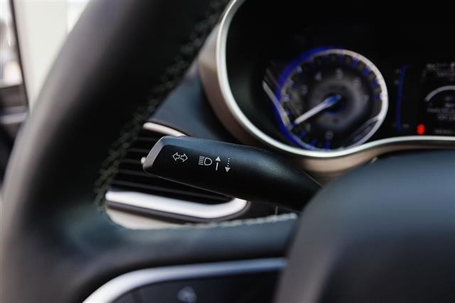 2023 Chrysler Voyager