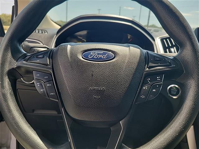 2021 Ford Edge