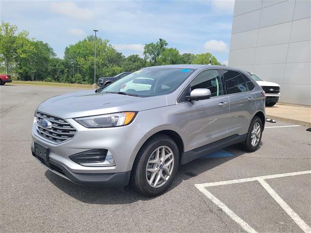 2022 Ford Edge