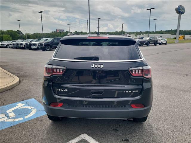 2020 Jeep Compass