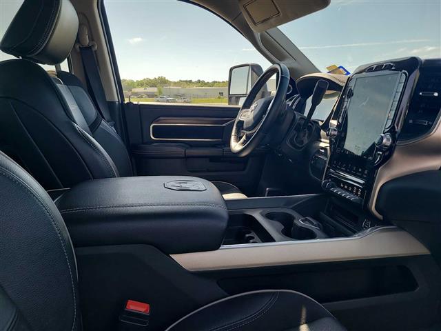 2023 Ram 3500
