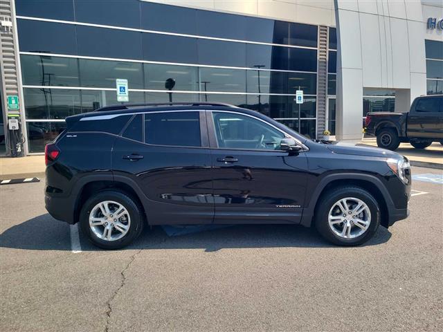 2023 GMC Terrain