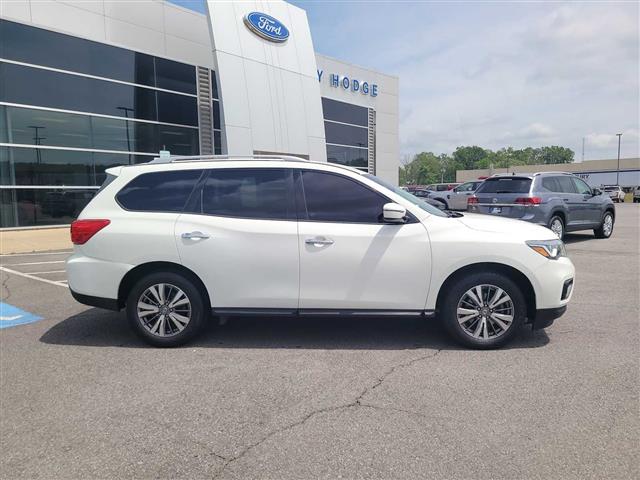 2019 Nissan Pathfinder