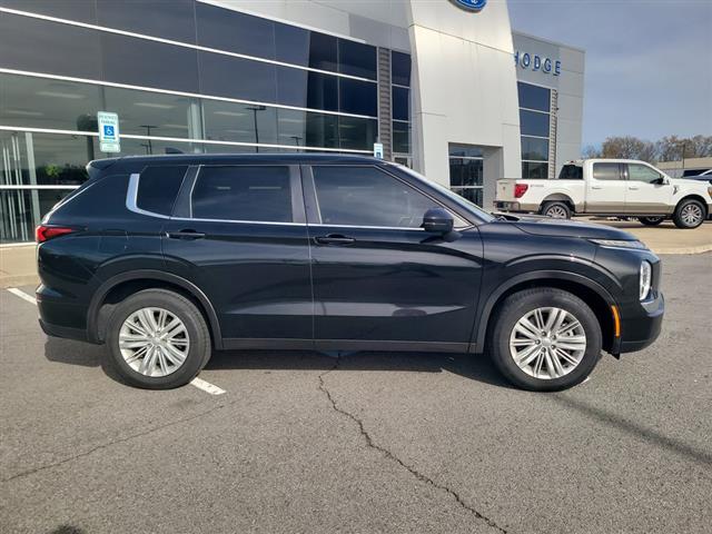 2024 Mitsubishi Outlander