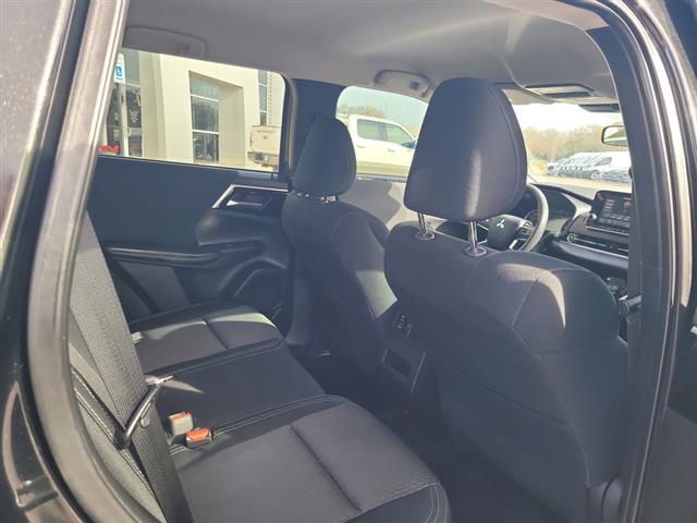 2024 Mitsubishi Outlander