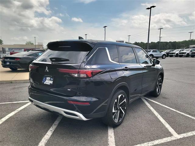 2024 Mitsubishi Outlander