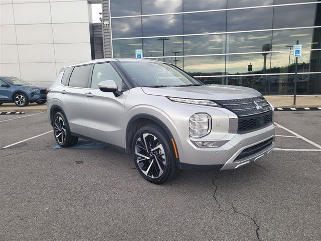 2024 Mitsubishi Outlander
