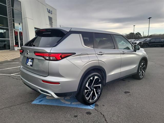 2024 Mitsubishi Outlander