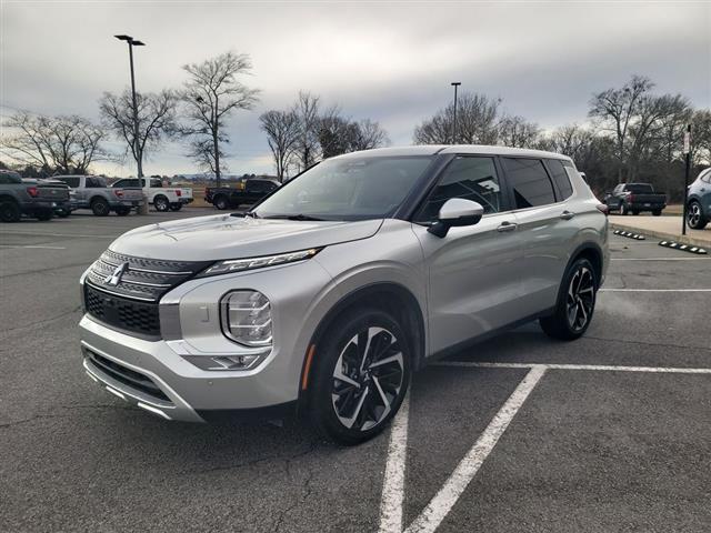 2024 Mitsubishi Outlander