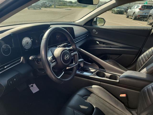 2024 Hyundai Elantra