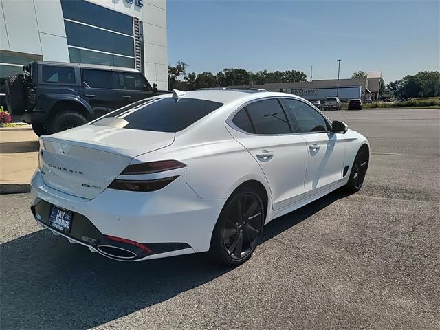 2022 Genesis G70