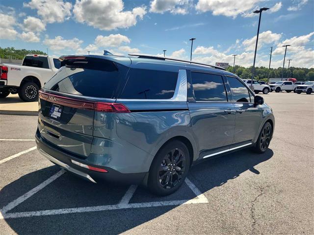 2024 Kia Carnival