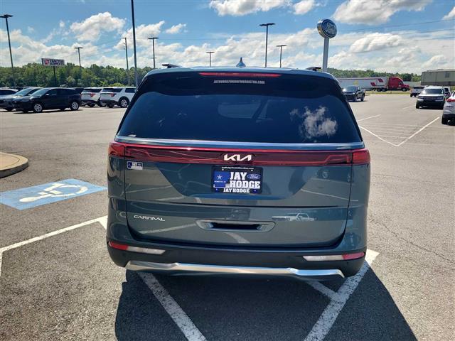 2024 Kia Carnival