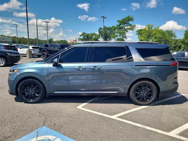 2024 Kia Carnival