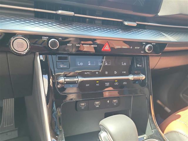 2024 Kia Carnival