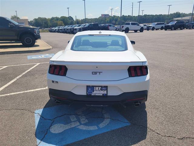 2025 Ford Mustang