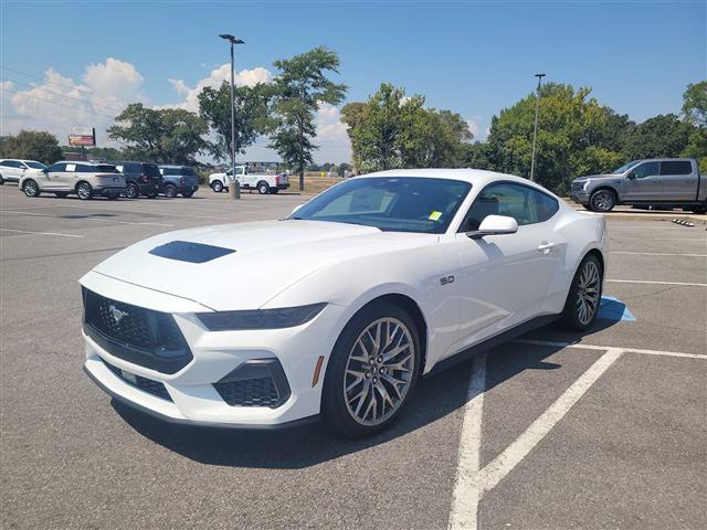 2025 Ford Mustang