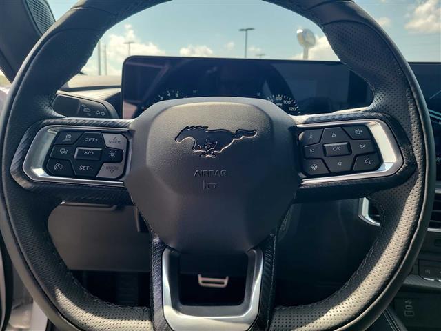2025 Ford Mustang