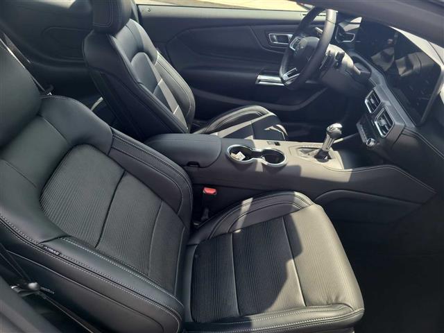 2025 Ford Mustang