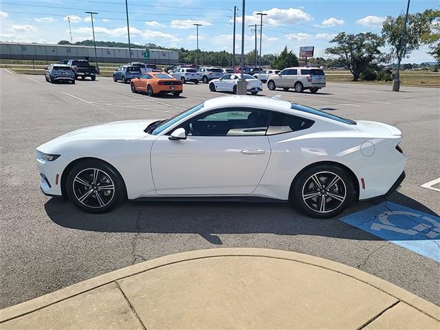 2024 Ford Mustang