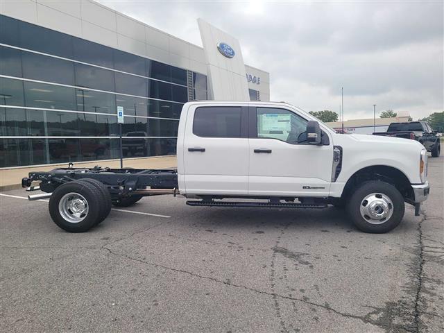 2024 Ford Super Duty F-350 DRW
