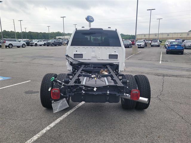 2024 Ford Super Duty F-350 DRW