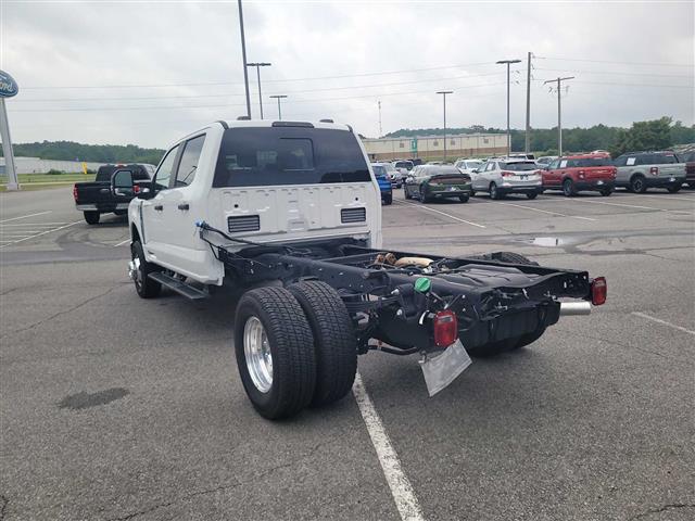 2024 Ford Super Duty F-350 DRW
