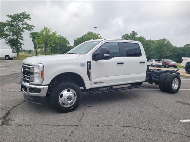 2024 Ford Super Duty F-350 DRW