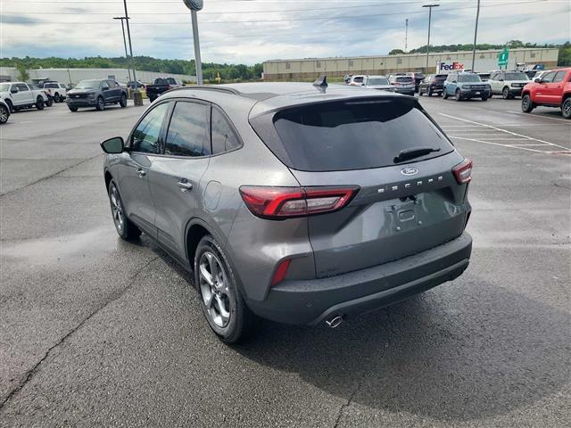 2025 Ford Escape