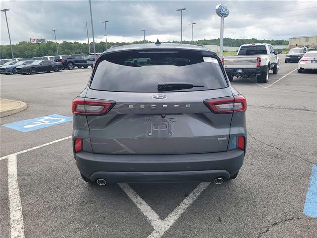 2025 Ford Escape