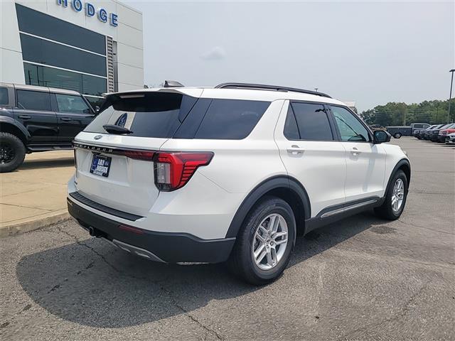 2025 Ford Explorer